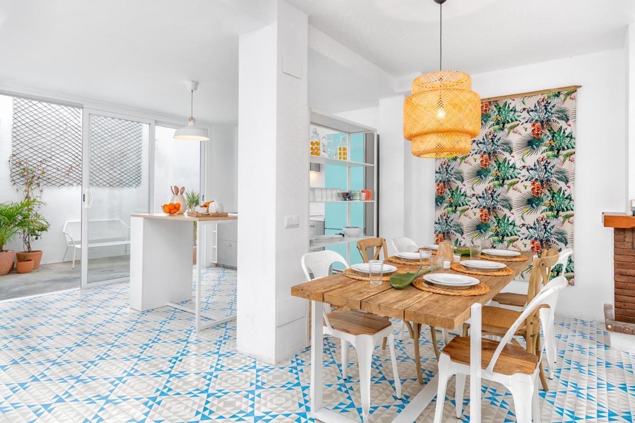 Chuita Beach House In Malaga By Solaga Holiday Homes Εξωτερικό φωτογραφία